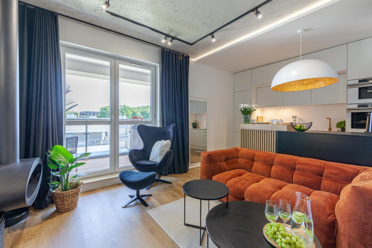 Apartament Sady # 110 オルシュティン エクステリア 写真